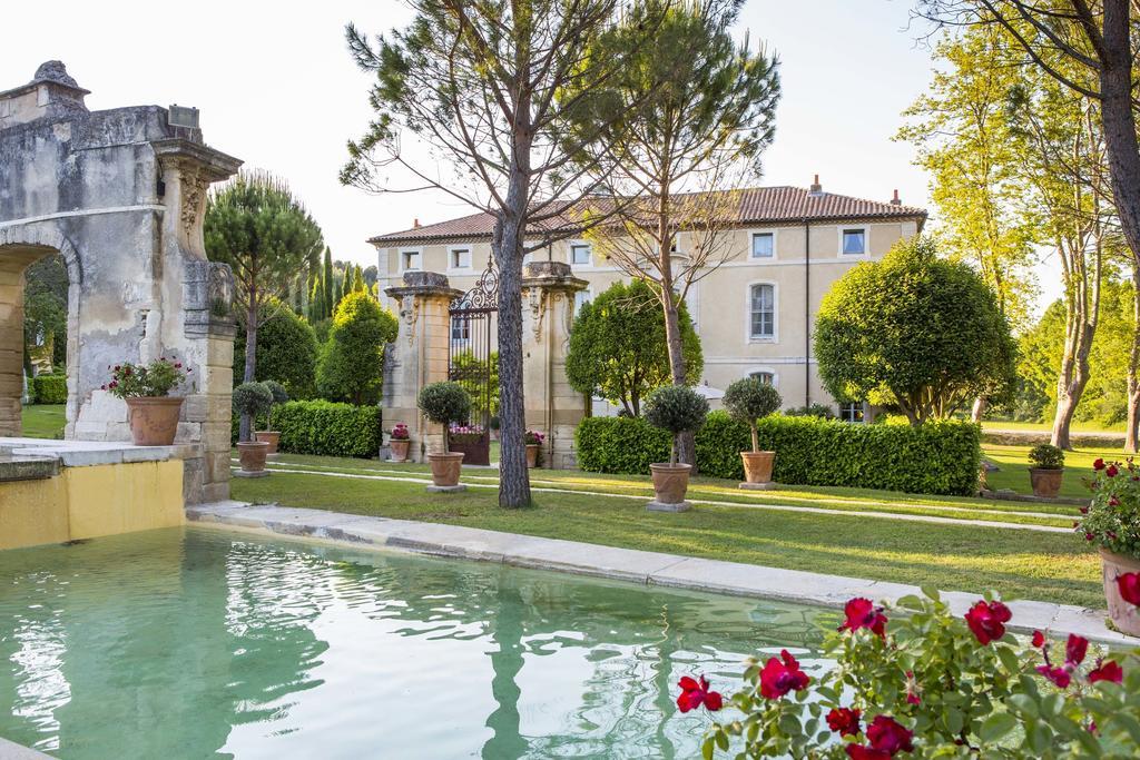 Chateau Talaud Loriol-du-Comtat Exterior photo